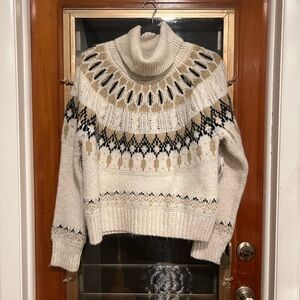 Old Navy Cream and Black Geometric Turtleneck Sweater
